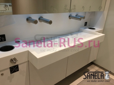 Настенный бесконтактный кран SLU 43B арт: 03435 Sanela Чехия (фото, схема)